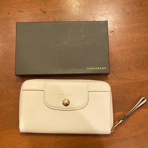 Longchamp Wallet Wristlet NWOT